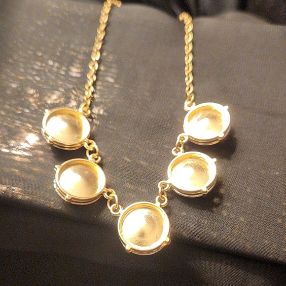 🔥PRICE DROP🔥 STUNNING VINTAGE CRYSTAL STATEMENT NECKLACE - Picture 8 of 9